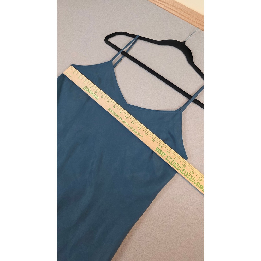Garnet Hill Womens 100% Silk V-Neck Camisole Teal Blue Size 6 Adjustable Straps - Picture 2 of 8